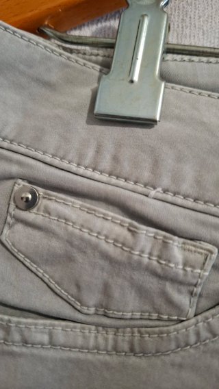 Pantalón vaquero gris muy suave