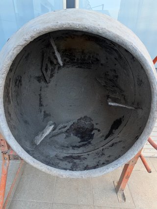 Hormigonera 160L