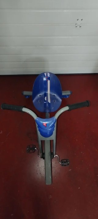Triciclo Acrobático Razor Azul