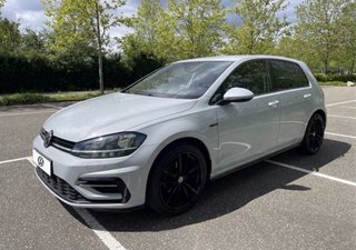 Volkswagen Golf 7 R-LINE 1.5 TSI