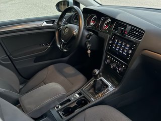 Volkswagen Golf 7 R-LINE 1.5 TSI