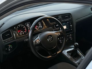 Volkswagen Golf 7 R-LINE 1.5 TSI