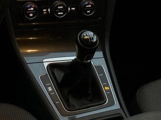 Volkswagen Golf 7 R-LINE 1.5 TSI