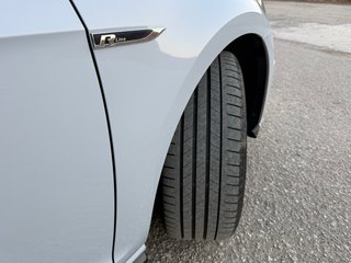 Volkswagen Golf 7 R-LINE 1.5 TSI