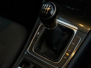 Volkswagen Golf 7 R-LINE 1.5 TSI