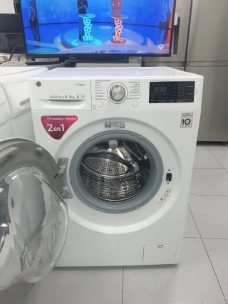 Lavadora con Secadora LG 8kg/5kg Direct Drive