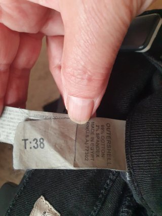 Pantalón vaquero negro elástico T.38