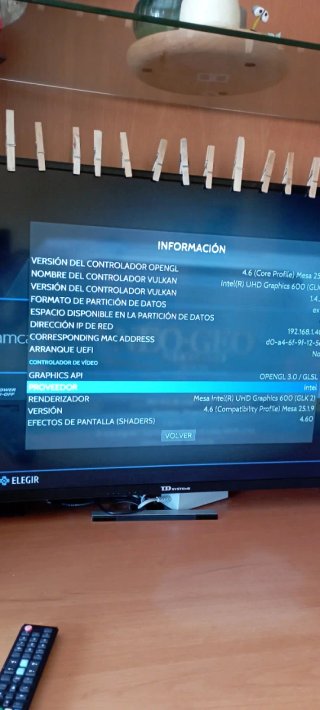Mini PC Intel con comandi retrò