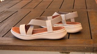 Sandalias Kangaroo Beige y Blancas Mujer