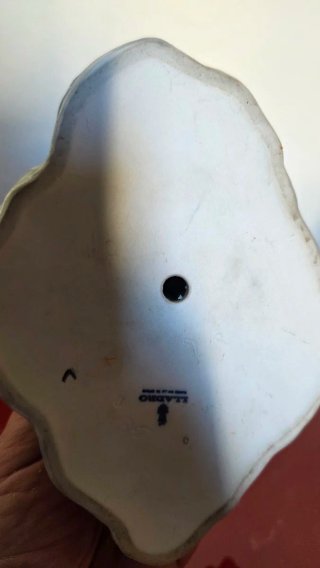 Figura Lladro Niña con Ternero Porcelana