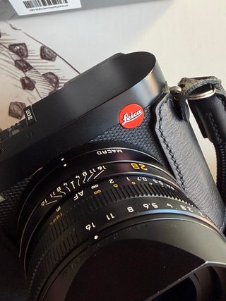 Camara Leica Q2 + Extras