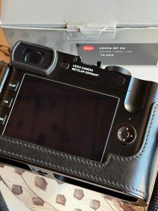 Camara Leica Q2 + Extras