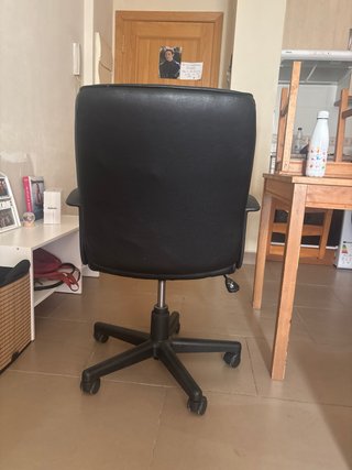Silla de escritorio negra