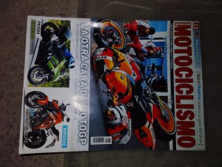 Revistas de moto, antiguas como nuevas