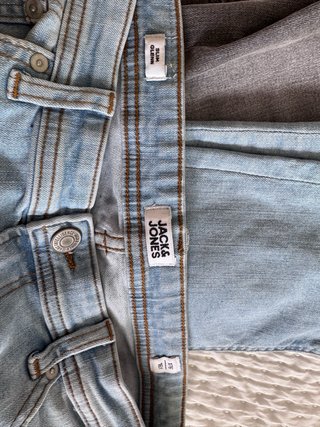 Pantalones jack jones talla 16  modelos iguales