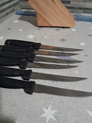 Blocco di coltelli in legno
