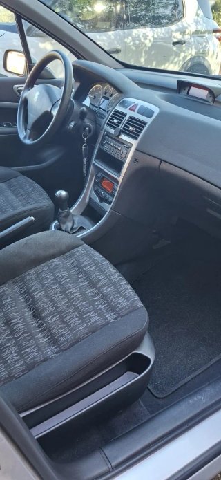 Peugeot 307 2002