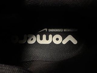 Nike Vomero 18 Negro Blanco