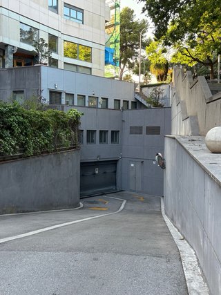 Alquiler de garaje en Via Augusta - Mitre - Imagen 8