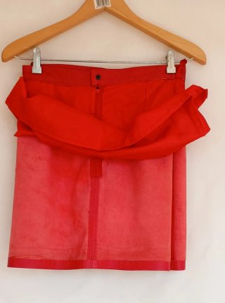Falda de piel roja mini