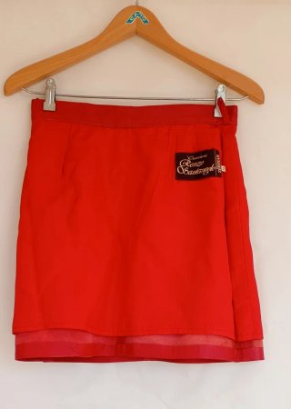Falda de piel roja mini