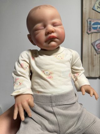 Muñeco realista bebé reborn