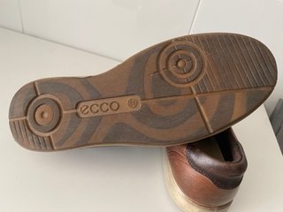 Zapatillas Ecco de cuero marrón