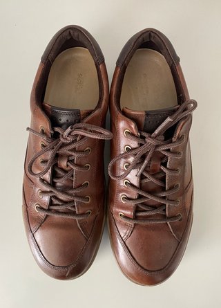 Zapatillas Ecco de cuero marrón
