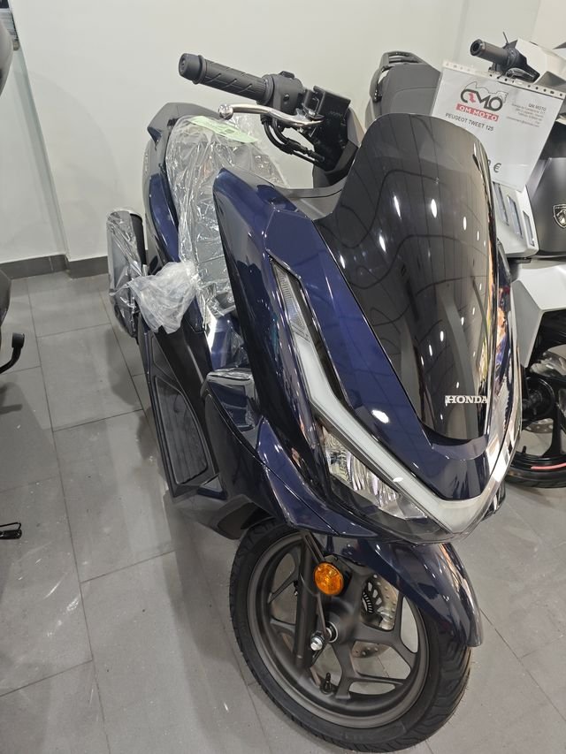 HONDA PCX 125 (Nueva y en Promoción)