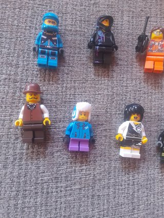 Lote 12 Figuras LEGO Minifiguras