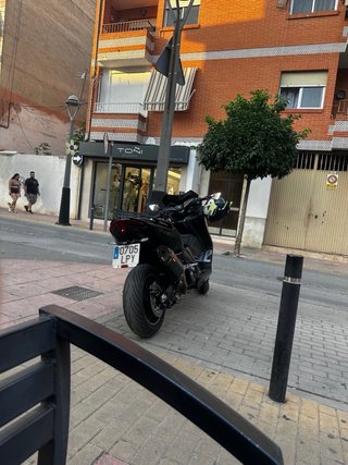 Yamaha TMAX 560 ABS 12.900 km
