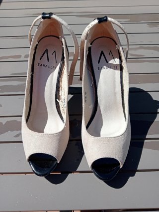ZAPATOS DE TACÓN  (PEEP TOE). TALLA 41.