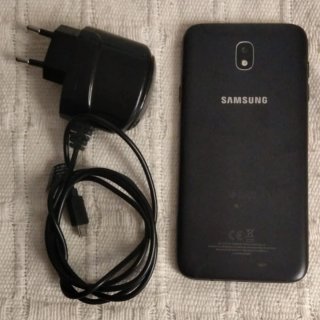 Samsung Galaxy J7 Cargador Negro