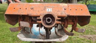Arado y fresadora Goldoni para motocultor