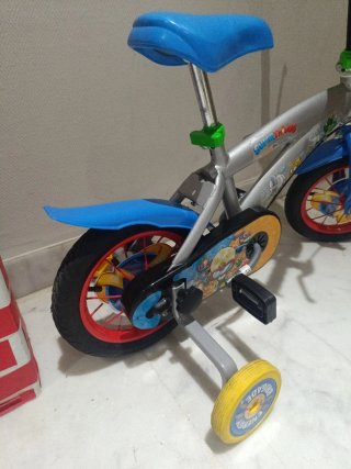Bicicleta infantil 12 Superthings, como nueva
