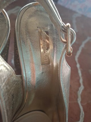 Zapatos de fiesta dorados talla 37