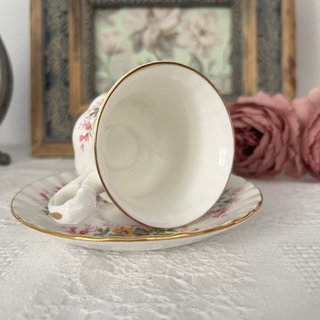 Taza y plato porcelana inglesa Royal Albert