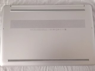 HP Laptop 15s-fq2770ns Plata