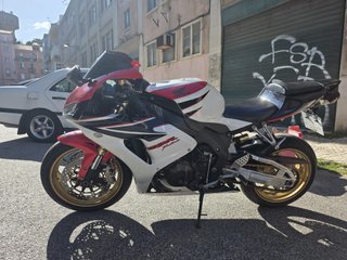 Honda CBR 1000 RR SC57