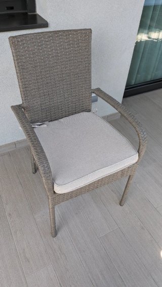Mesa y 4 sillas terraza metal y madera compuesta