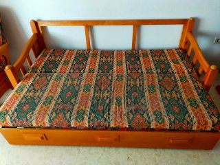 Sofá Cama Madera Cómodo Práctico