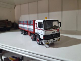 Lote 2 Camiones Renault 1:43 Modificados