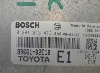 Centralita motor toyota 8966102e10 auris 4369348