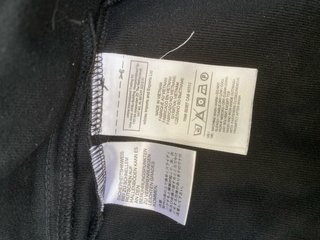 Chaqueta Adidas con capucha