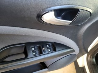 SEAT Altea XL, 1.6 TDI, navegador, llantas, clima.