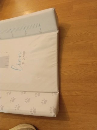 Cambiador bebé con dibujo de león