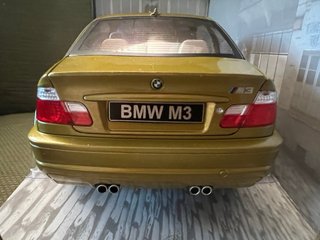 BMW M3 E46 Amarillo Phoenix 1:18