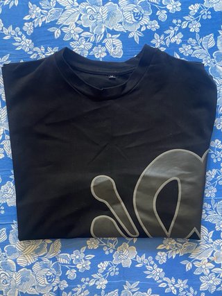 Camiseta Negra Syna Talla M