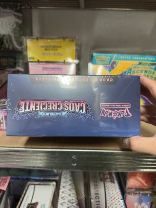 Pokémon Caja Entrenador Élite Caos Creciente