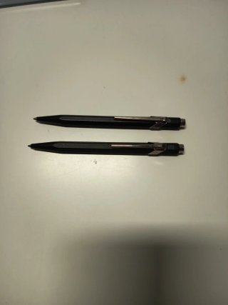 Set di penne e matite Caran d'Ache